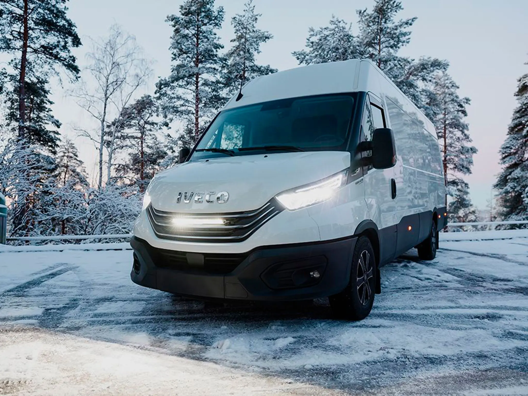 Lisävalosetti Iveco Daily 2024Plus, Lazer Linear